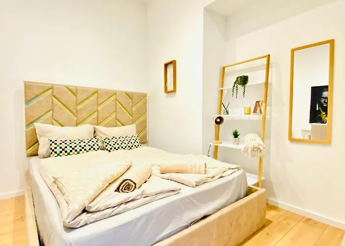 Apartment Lovely 4-br Retreat Ottakring With Stunning *