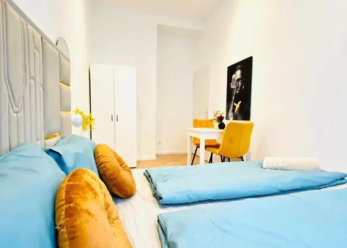 Lovely 4-br Retreat Ottakring With Stunning Apartamento *