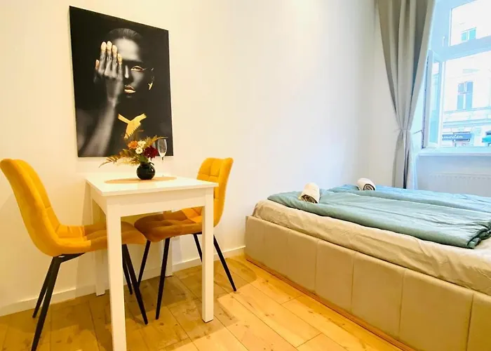 Lovely 4-br Retreat Ottakring With Stunning * Viena