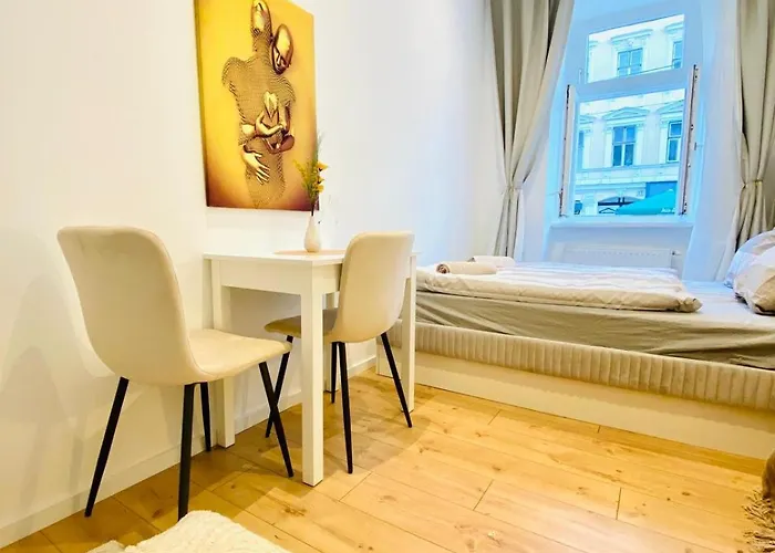 Apartamento Lovely 4-br Retreat Ottakring With Stunning Viena