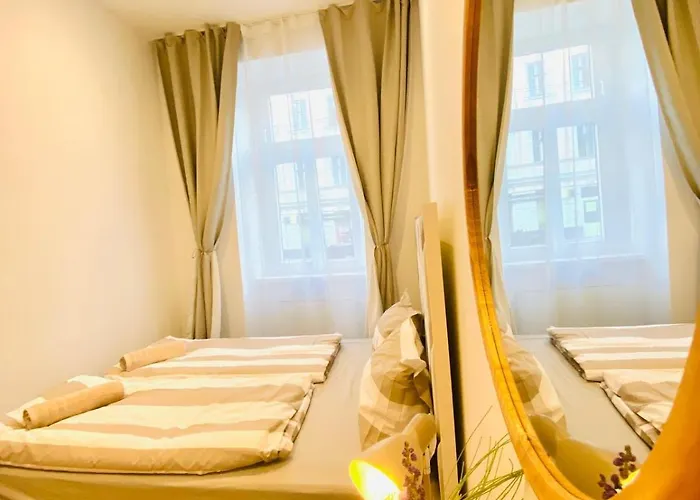 Apartamento Lovely 4-br Retreat Ottakring With Stunning *