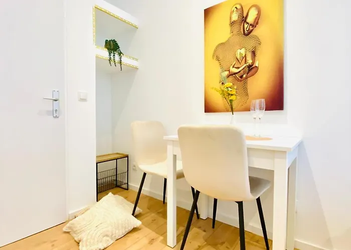 Lovely 4-br Retreat Ottakring With Stunning * Viena