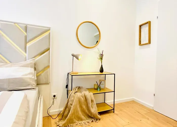 Lovely 4-br Retreat Ottakring With Stunning Apartment Vienna