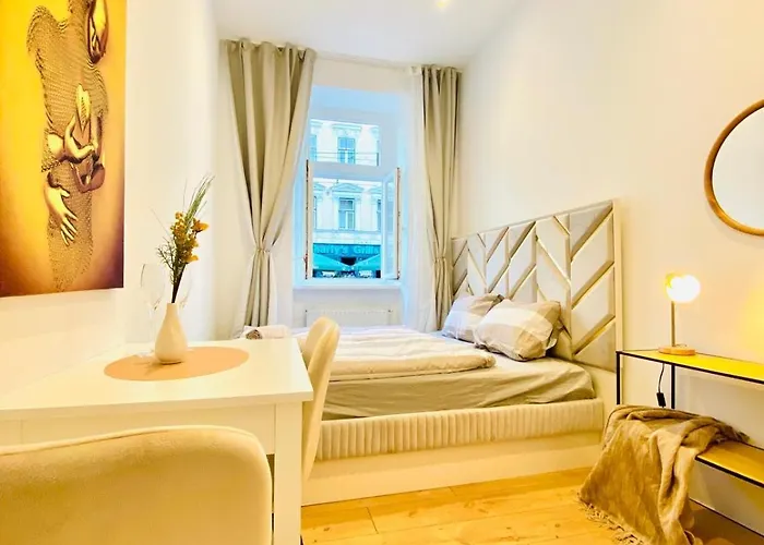 Apartamento Lovely 4-br Retreat Ottakring With Stunning