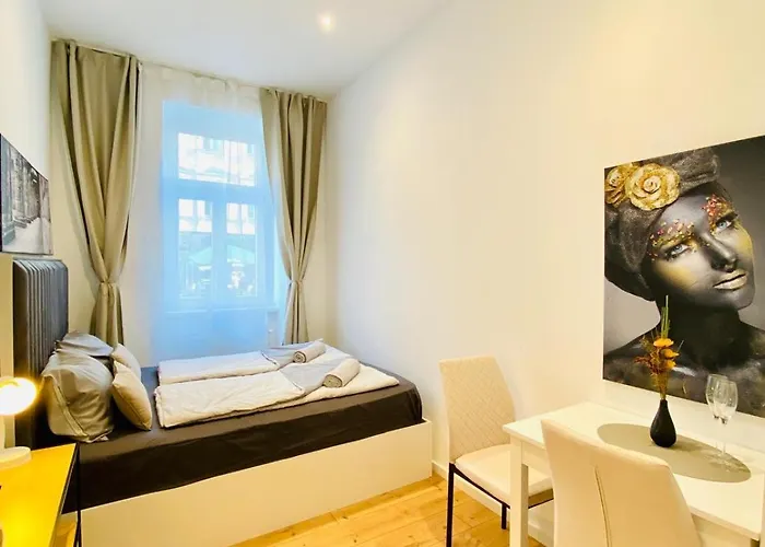 Lovely 4-br Retreat Ottakring With Stunning Viena