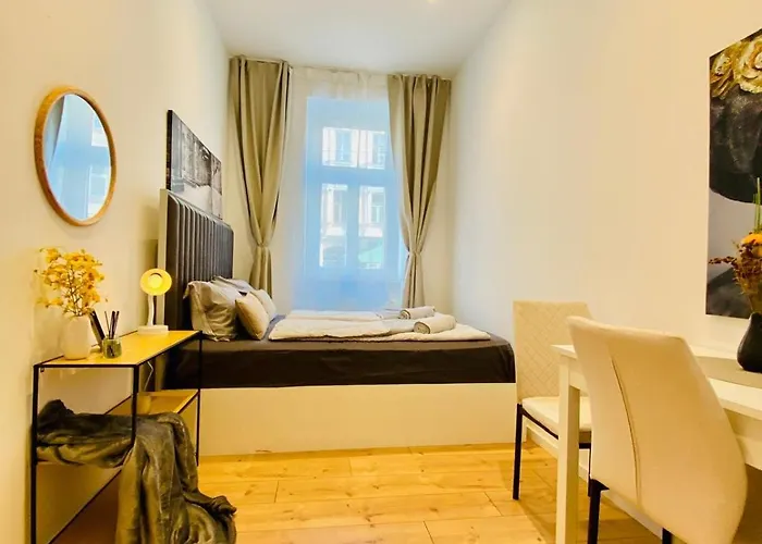 Apartamento Lovely 4-br Retreat Ottakring With Stunning *